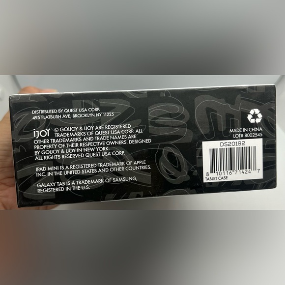 Disney Mickey & Minnie Mouse Silicone Tablet Case, Fits 7-8” Tablets, NIB. - Picture 4 of 4